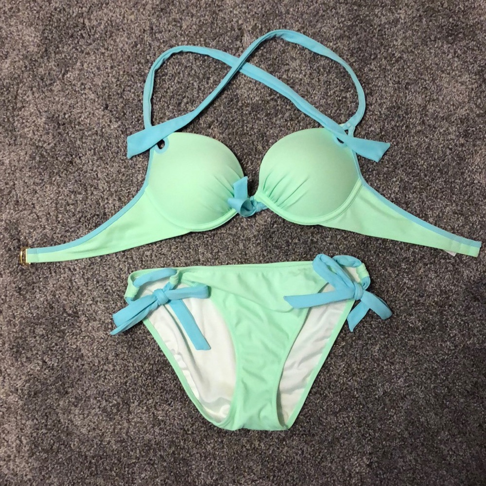 Swim suit, bottoms are a medium, top is 34b